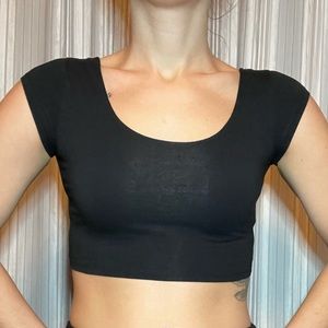 Women’s expert design crop top black size small